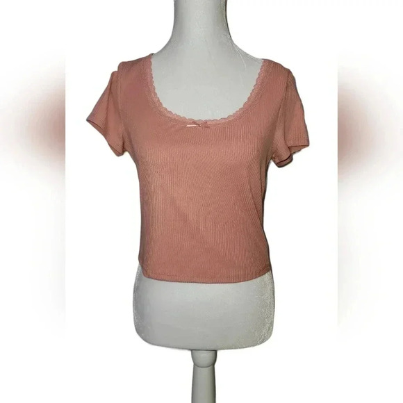 Hippie Rose Tops - NWT Hippe Rose Junior's Short Sleeve Top Size Large